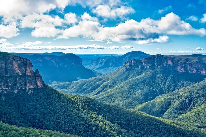PRIVATE Blue Mountains Scenic World Wentworth Falls & Cruise Tour - Leaving Sydney at 9:00 am