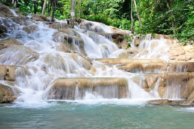 [PRIVATE] Dunn's River Falls with Entrance Fees - What this private Dunn’s River Falls tour is really like
