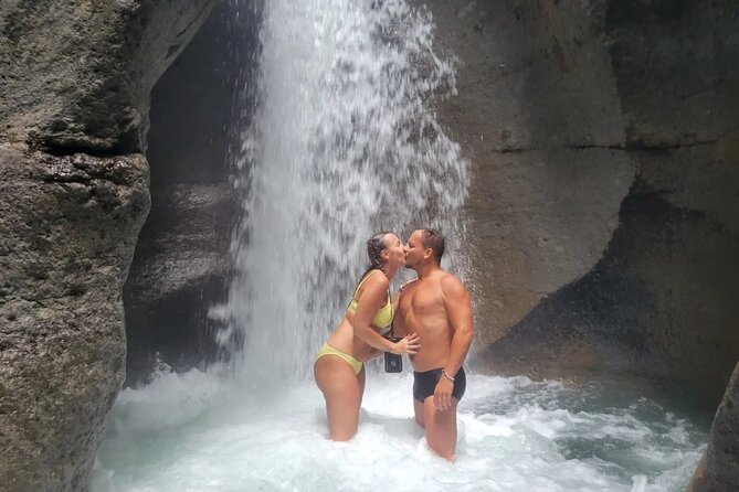 Private Fresh Water Lake, Waterfalls And Hot Springs Excursion - Trafalgar Falls and the easy viewpoint walk