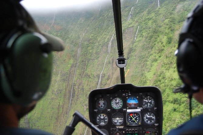 Private Magical Waterfall Tour - Why this Big Island helicopter tour is different