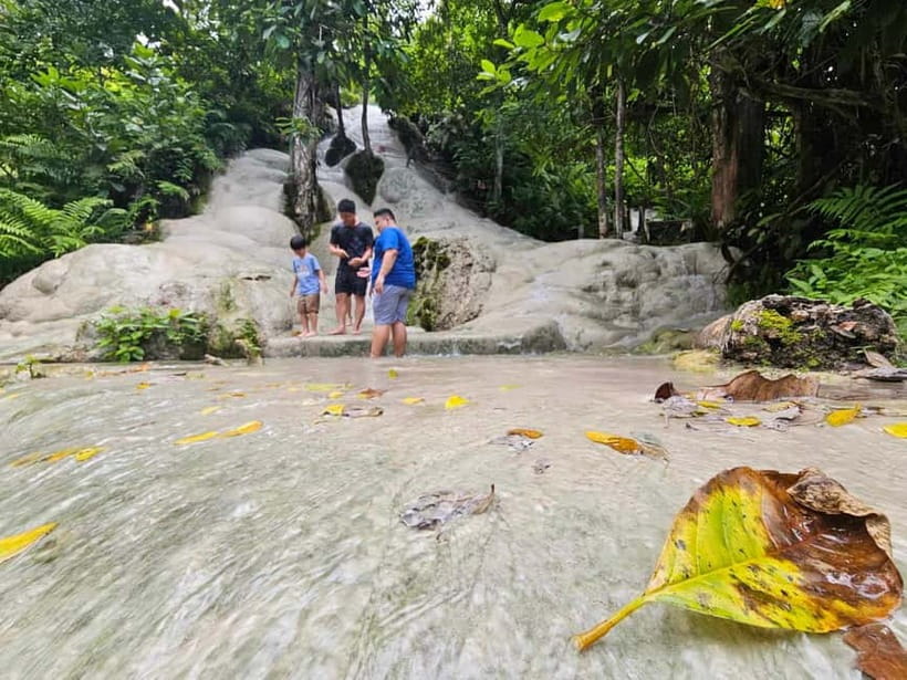 Private : Sticky Waterfall & Secret Temple & Karen Village. - Following the Water to the Seven-Colored Fountain