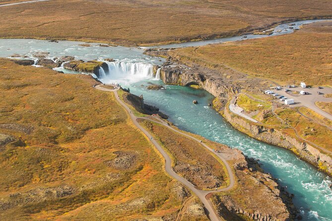 Private Tour from Akureyri of Goðafoss Waterfall of the Gods - What the private format changes