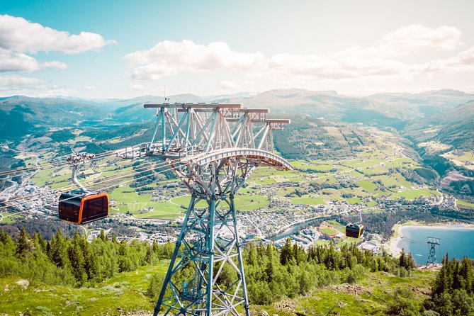 Private tour - Hardangerfjord, Voss Gondola & 4 Great Waterfalls - Hardangerfjord puts the scenery into context
