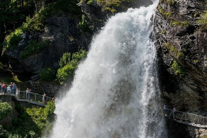 Private tour - Hardangerfjord, Voss Gondola & 4 Great Waterfalls - Steinsdalsfossen lets you walk behind the water