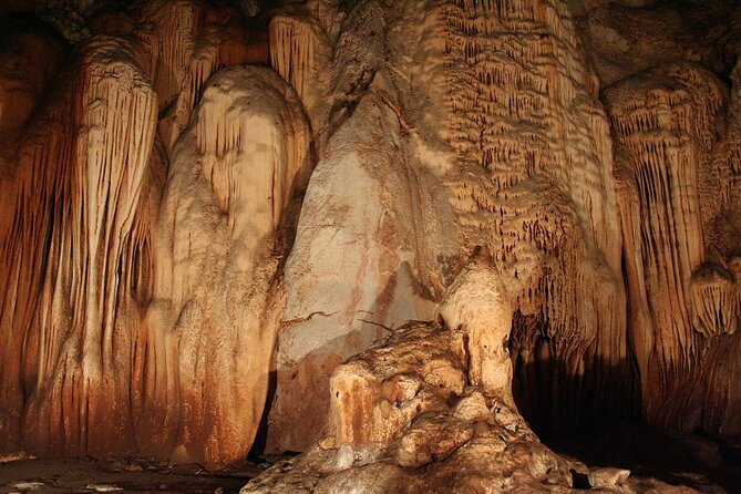 Private tour] Perfect day! Sticky waterfall + ChiangDao Cave + Wat BandenTemple - Key points to know before booking