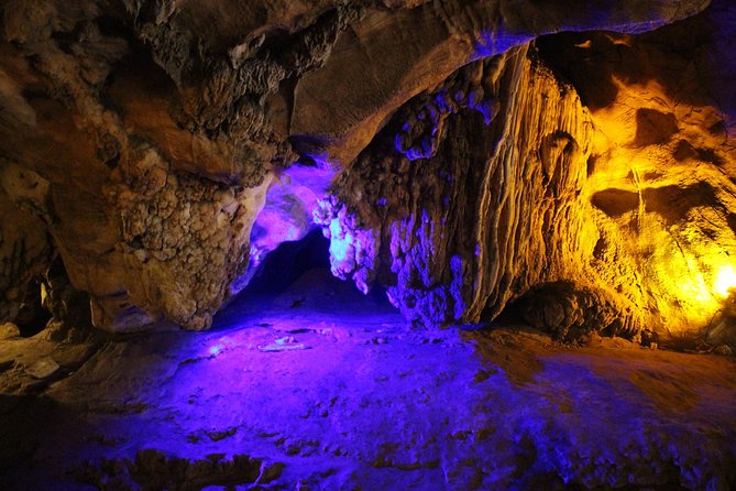 Private tour] Perfect day! Sticky waterfall + ChiangDao Cave + Wat BandenTemple - Wat Ban Den and its grand Northern Thai buildings
