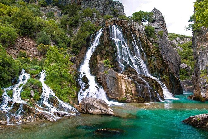 Private Unique Waterfalls Tour - Who should book this tour?