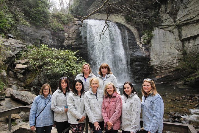 Private Waterfall and Blue Ridge Parkway Tour with a Naturalist - Riding the Blue Ridge Parkway toward the trailhead