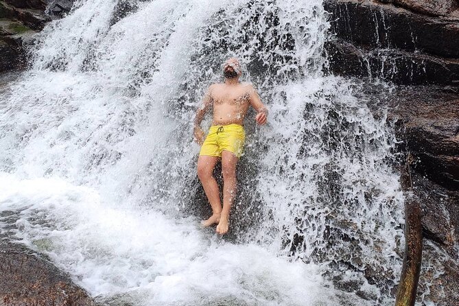Private Waterfalls and Still Jeep 4x4 6hrs by Jango Paraty - Lunch at Poço do Tarzan
