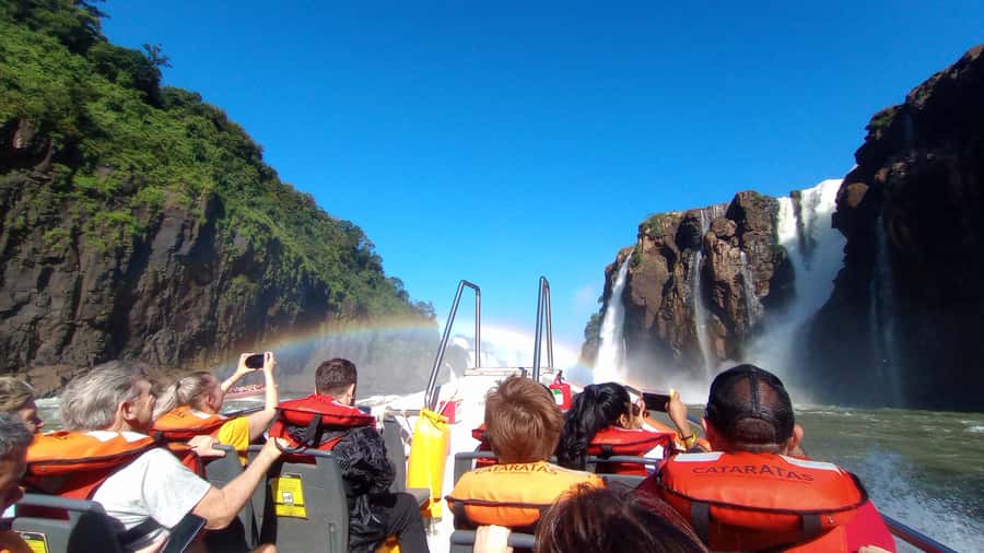 Puerto Iguazu: Argentine Falls & Great Adventure Boat - Devils Gorge and the ecological train