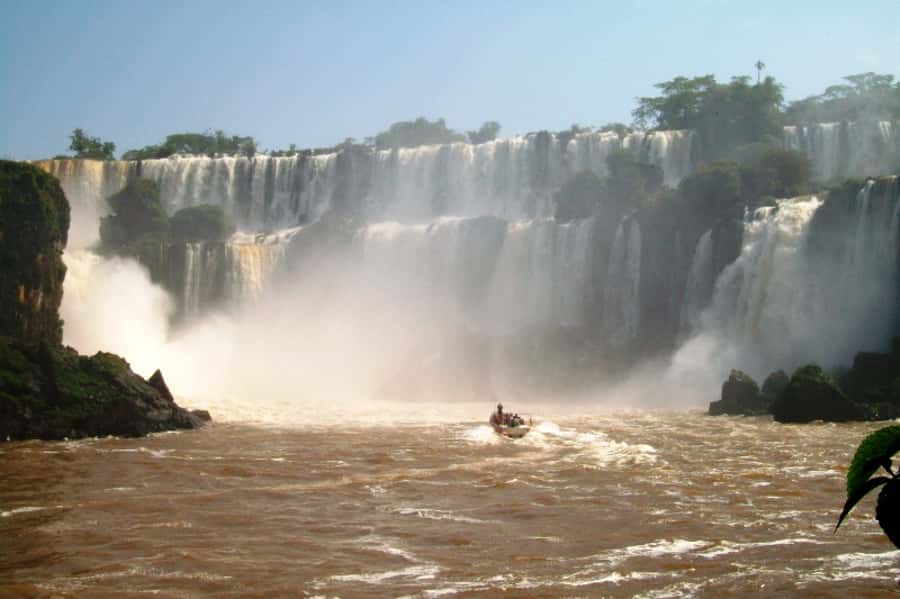 Puerto Iguazú: Iguazú Falls Adventure with 4WD & Boat Ride - Devils Throat: the day’s great roar