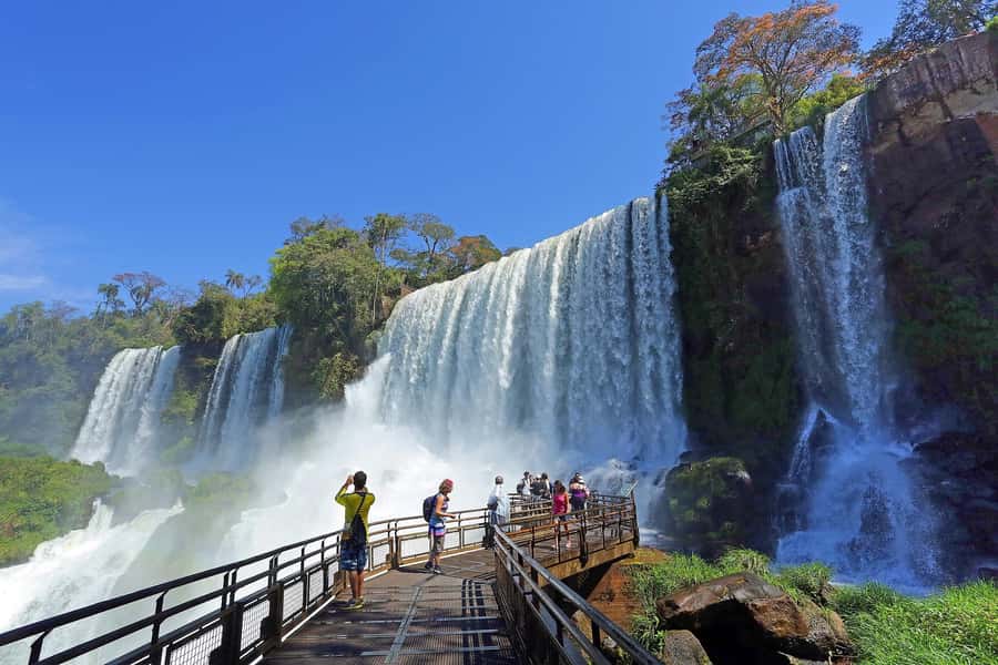 Puerto Iguazu: Iguazu Falls Argentinian Side Full-Day Tour - The Upper Circuit: wide views and easier orientation