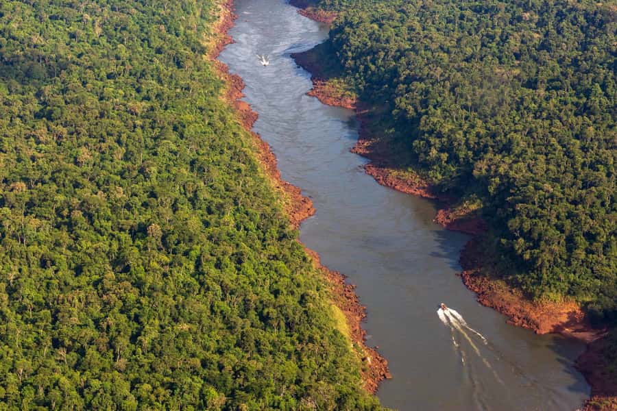 Puerto Iguazu: Iguazu Falls Boat Tour and Gran Aventura - Age, mobility, and what to bring