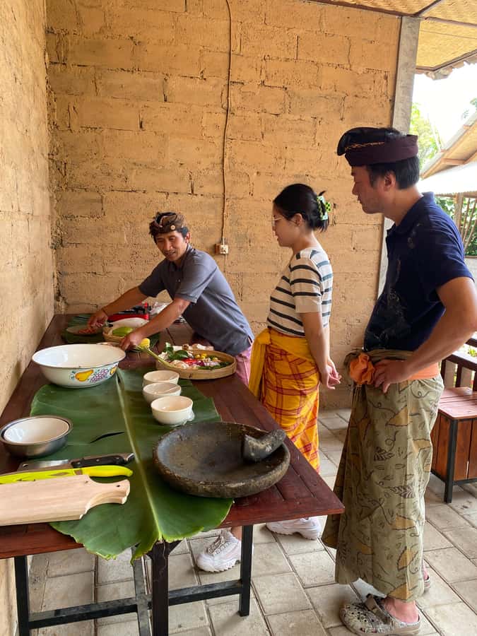 Quad ride, waterfalls & aunthentic cooking class in munduk - Who should book this experience?