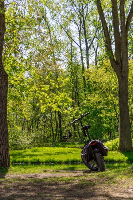 Quebec City: Montmorency Falls and Microbrewery eBike Tour - How difficult is the cycling?
