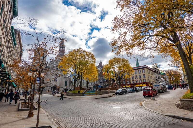 Quebec City: Old Town and Montmorency Falls Bus Tour - From Place d’Armes to the Plains of Abraham