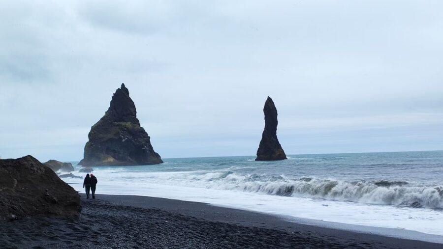 Reykjavík: 2-Day Tour with Icebergs, Glaciers & Waterfalls - The overnight stay in the Icelandic countryside