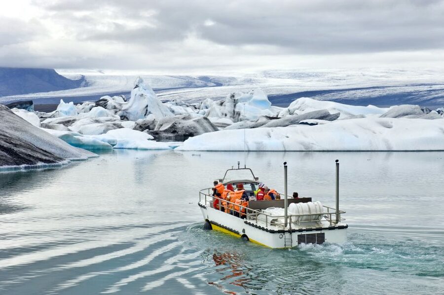 Reykjavík: 2-Day Tour with Icebergs, Glaciers & Waterfalls - Jökulsárlón and Diamond Beach