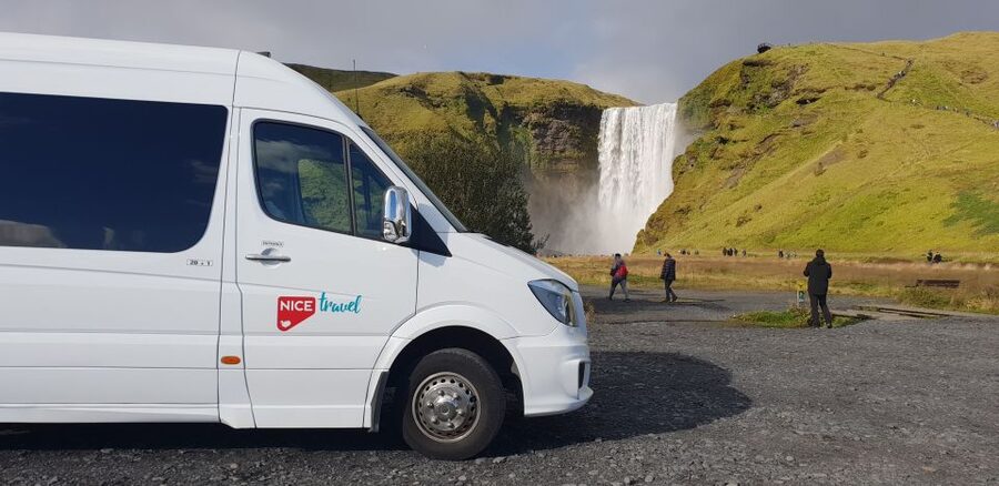Reykjavík: 2-Day Tour with Icebergs, Glaciers & Waterfalls - Seljalandsfoss, Gljufrabui, and Skógafoss