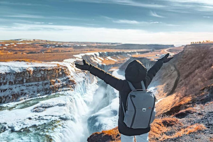 Reykjavik: Golden Circle & Waterfalls in Chinese冰岛黄金圈中文一日团 - Faxafoss offers a quieter waterfall stop