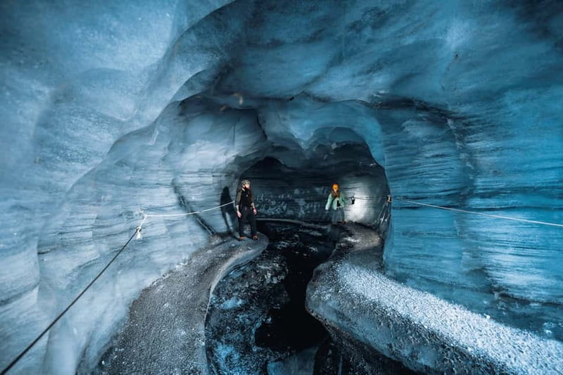 Reykjavik: Katla Ice Cave & South Coast Waterfalls Tour - Kötlujökull shows Iceland’s volcanic side