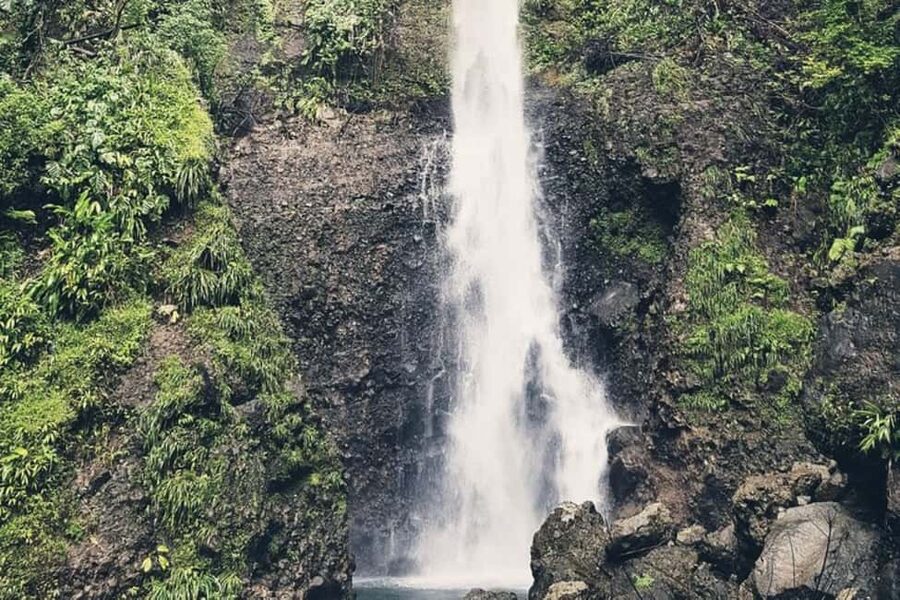 Roseau: Middleham Falls Hike & Titou Gorge Half-Day Trip - Middleham Falls: the payoff at the end
