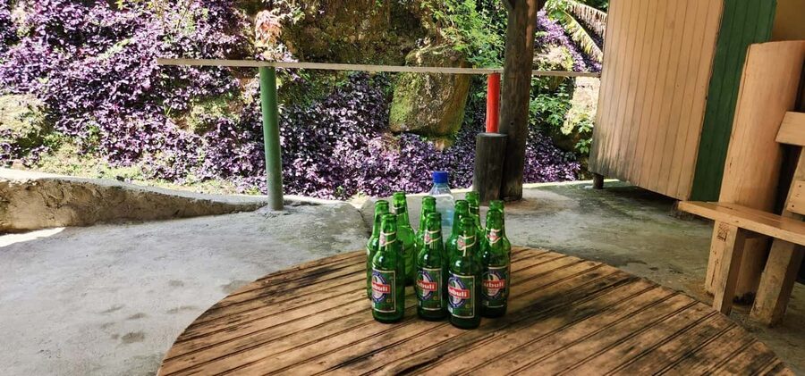 Roseau: Titou Gorge, Hot Spring, Falls & Champagne Reef Tour - Tia’s Hot Spa and Watten Waven’s volcanic waters