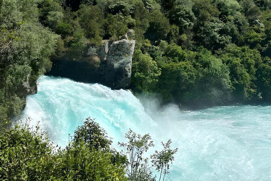 Rotorua & Taupo DayTour Waiotapu & Huka Falls from Auckland - Transport, food, and the reality of the schedule