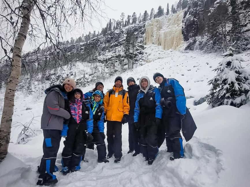 Rovaniemi: Korouoma Canyon Frozen Waterfalls Hike & BBQ - A comfortable start in a 2025 4x4 van