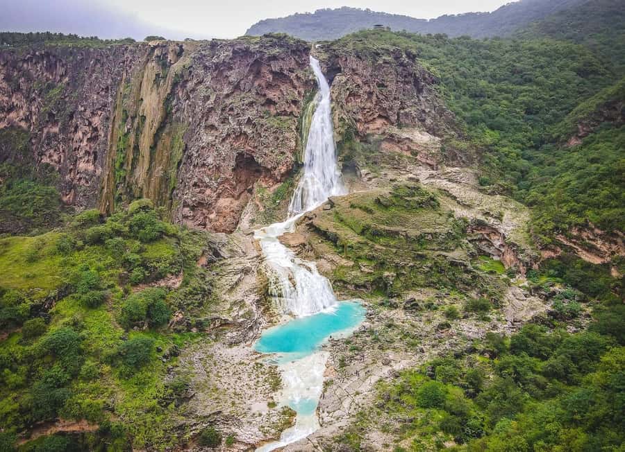 Salalah: Wadi Darbat, Jabal Samhan, Baobab, Mirbat Sand Dune - Tawi Attair, the Birds Well sinkhole