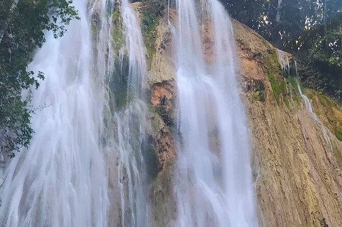 Samana, Bacardi Island Horse Limon Waterfall - The Horse or Donkey Ride to El Limón Waterfall