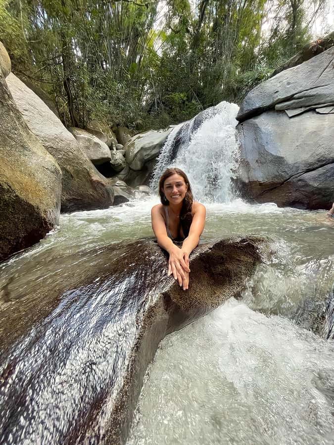 Santa Marta: Minca Coffee, Cocoa, & Waterfall Full-Day Trip - Walking into the Minca forest