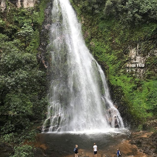 SaPa: 2-Day Villages,Rice Fields, Love Waterfall Hiking Tour - Day one: Sapa to Suoi Ho, Giang Cha, and the homestay