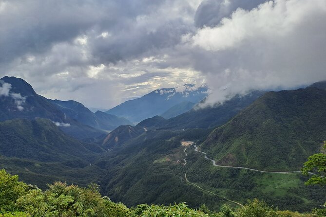 Sapa Love Silver Waterfall, Lonely Tree in Heaven Gate,San Sa Ho - What to bring and how to judge the effort