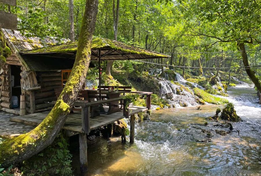 Sarajevo: Jajce Waterfall, Travnik & Pliva Lake Tour - Jajce Waterfall: the day’s visual high point
