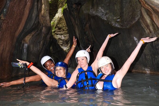 Short Excursion Ziplining & Waterfall, Taino Bay and Ambar cove. - The people who make the day work