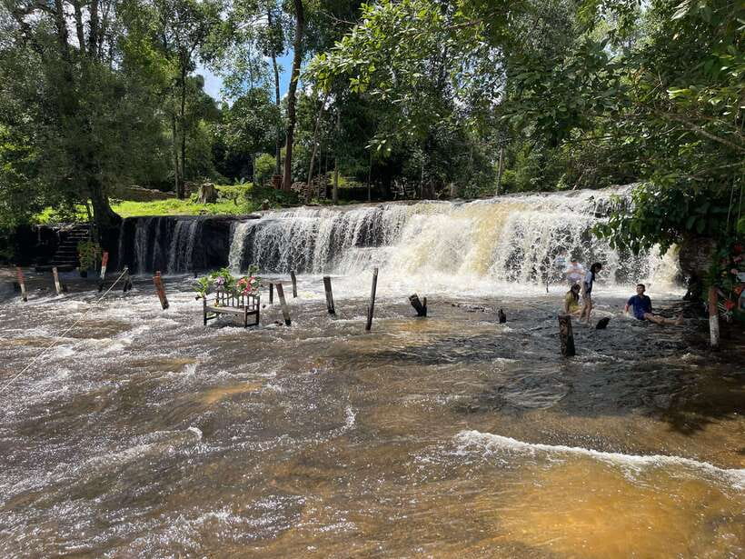 Siem Reap: Beng Mealea, Banteay Srei & Kulen Waterfall Trip - The cliff viewpoint adds a different view of Cambodia