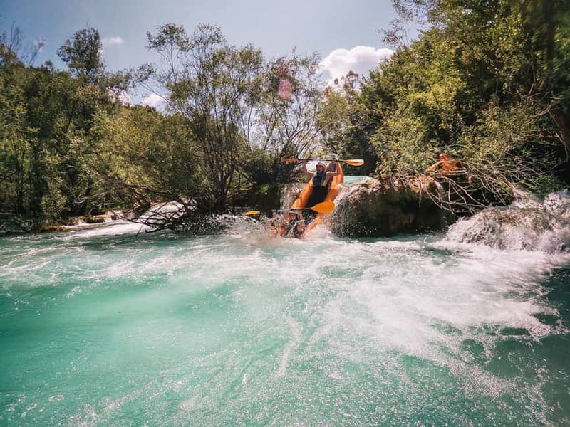 Slunj: River and Waterfalls Kayaking on Mrežnica river - Safety instructions before the 2.5-hour river section
