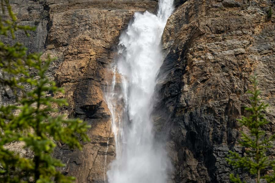 Small Grp: Emerald Lake (Optional Canoe) & Takakkaw Falls - Emerald Lake: the reason to choose this tour