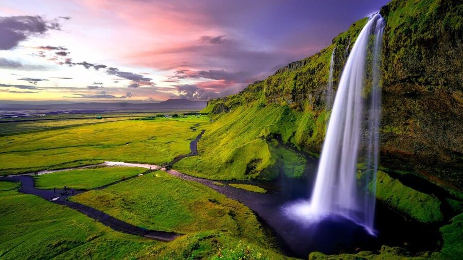 South Coast of Iceland. Black beach, glaсier, waterfalls... - Leaving Reykjavík for the South Coast