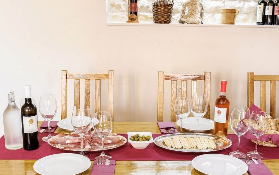 Split or Trogir: Krka Waterfalls & Wine and Food tasting - Should you book the Krka and Ranch Rak tour?