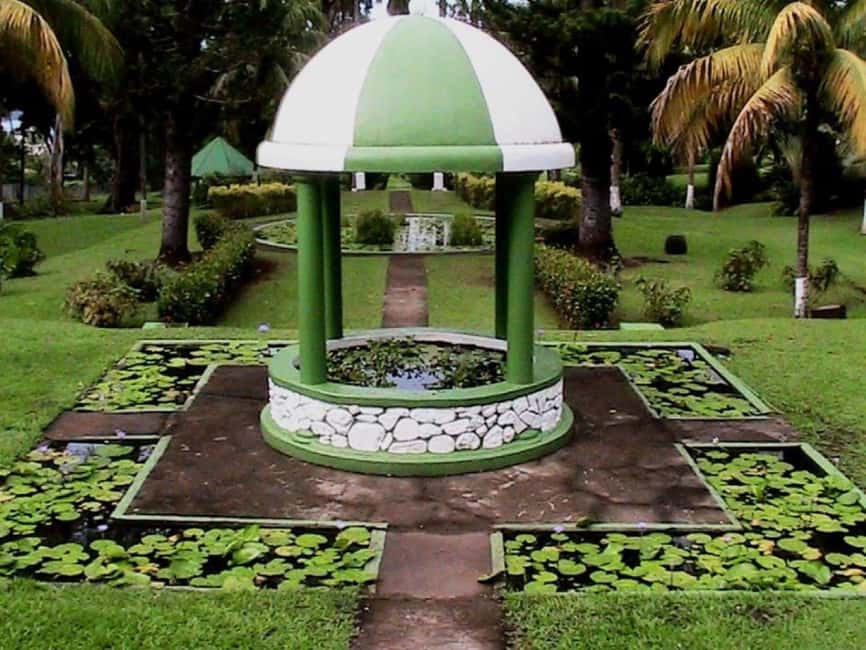 St. Vincent: Leeward Island Tour with Dark View Falls - Fort Charlotte Gives You the Big First View