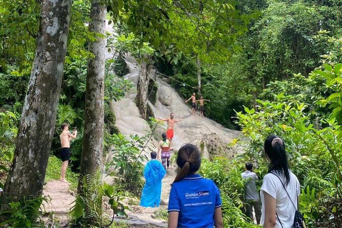 Sticky Waterfall Chiang Mai and Mae Ngat Boat Tour - Mae Ngat Reservoir and the boat ride