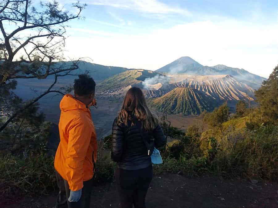 Surabaya or Malang : Bromo, Tumpaksewu waterfall in 2 days - What the private format adds