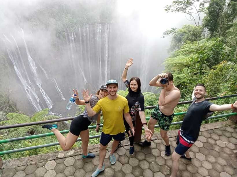 Surabaya or Malang: Tumpak Sewu Waterfall Share Guided Tour - Timing, breaks, and the return drive