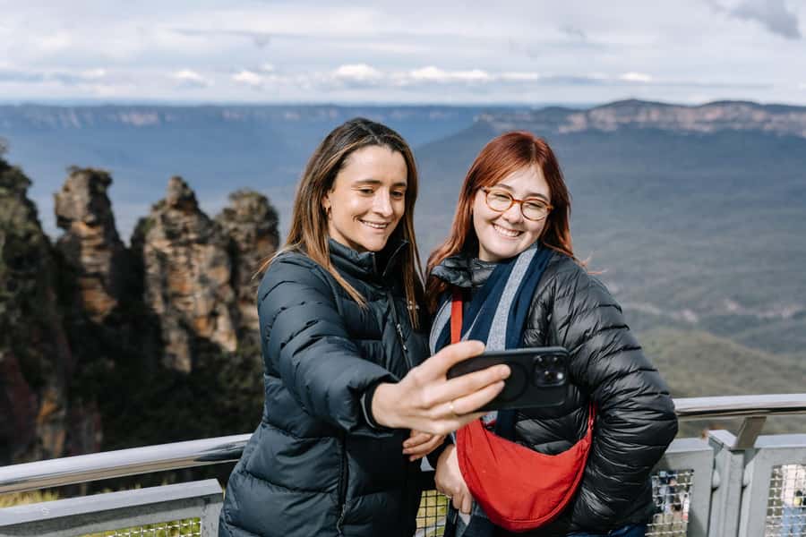 Sydney: Small Group Blue Mountains, Wildlife & Waterfalls - Starting in central Sydney