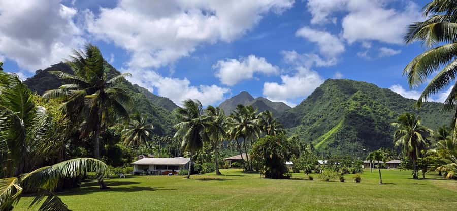 Tahiti Half Day Small Group Circle Tour - Waterfalls & Caves - Faarumai Waterfall brings the big scenery