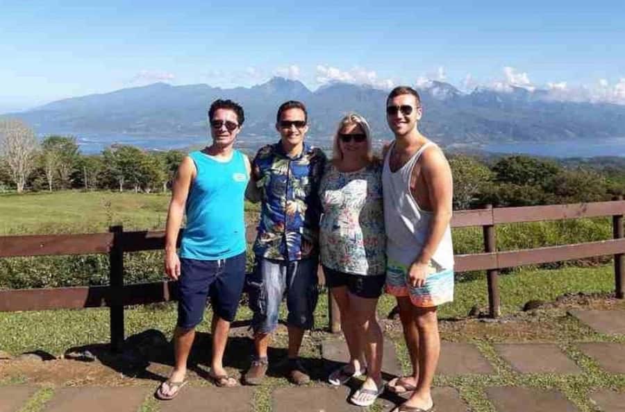 Tahiti: West and East Coast Island Tour with Waterfalls - Faarumai Waterfall, the tour’s refreshing highlight