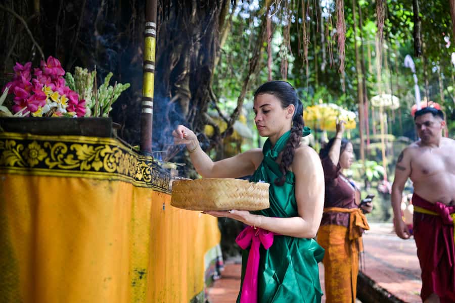 Taman Beji Griya Waterfall: Holy Bathing/Soul Retreat Ritual - What makes this experience special