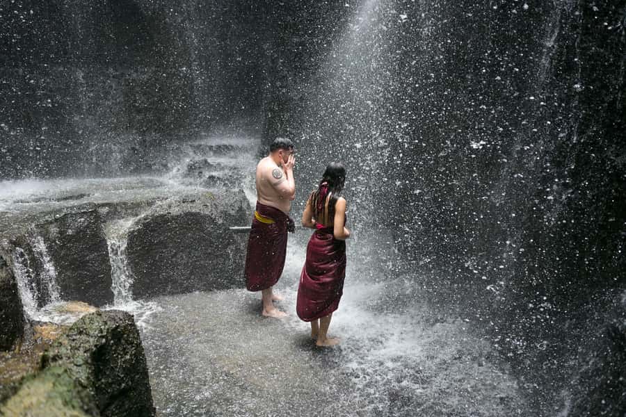Taman Beji Griya Waterfall: Holy Bathing/Soul Retreat Ritual - The waterfall setting and the pace of the visit